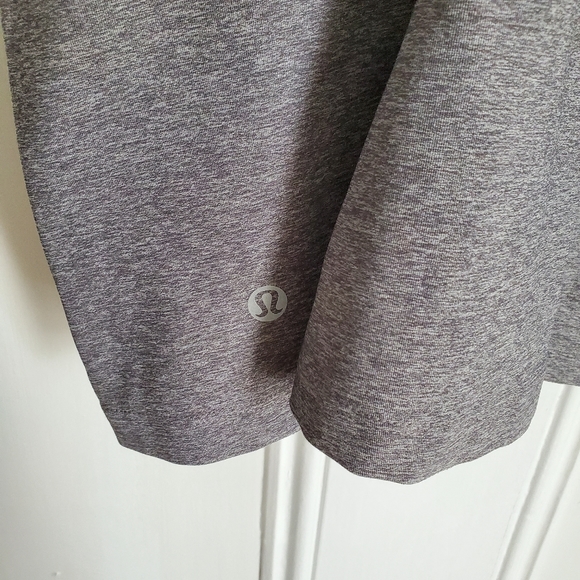 Lululemon Heather Grey V-neck Tank - Picture 4 of 5